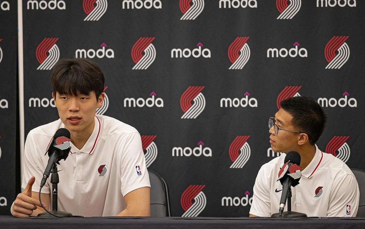 爱游戏网页版-马赛训练开放日；国际比赛日造点机会引欢呼；NBA季后赛在即；细节决定成败的简单介绍